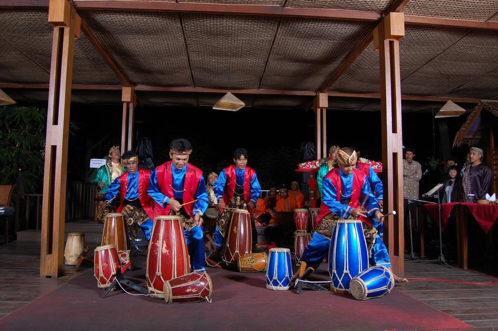 Kampung Sampireun Resort & Spa Garut Eksteriør bilde