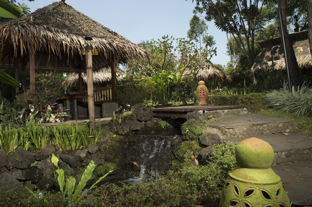 Kampung Sampireun Resort & Spa Garut Eksteriør bilde